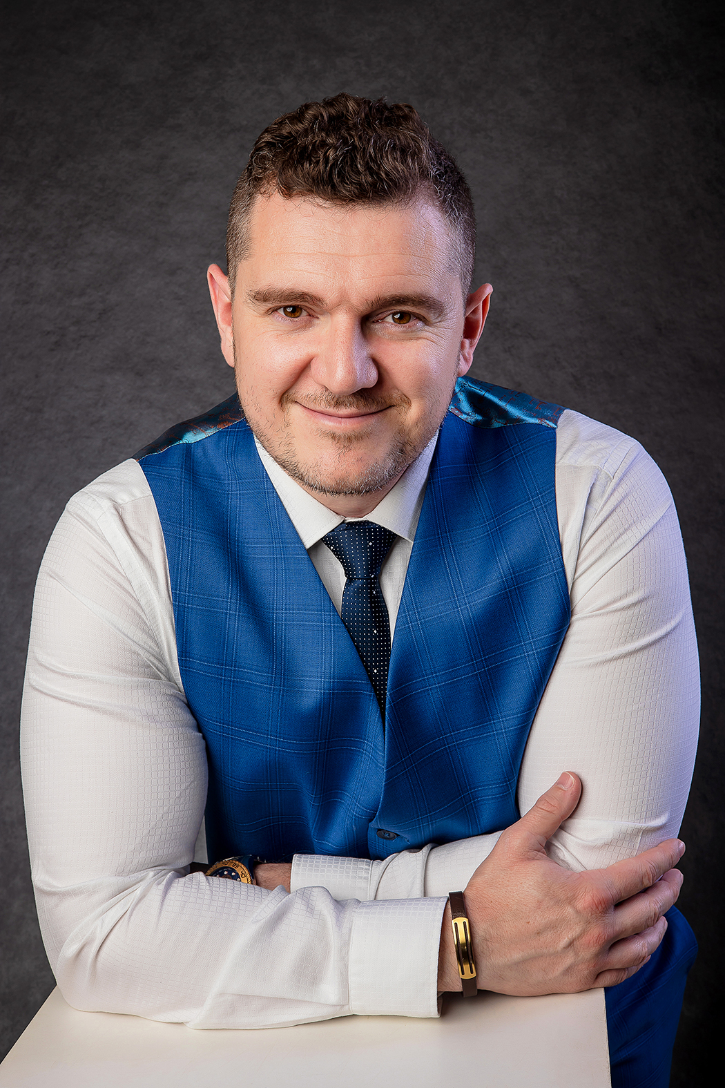 Dr. Igor Mota - Oftalmologista